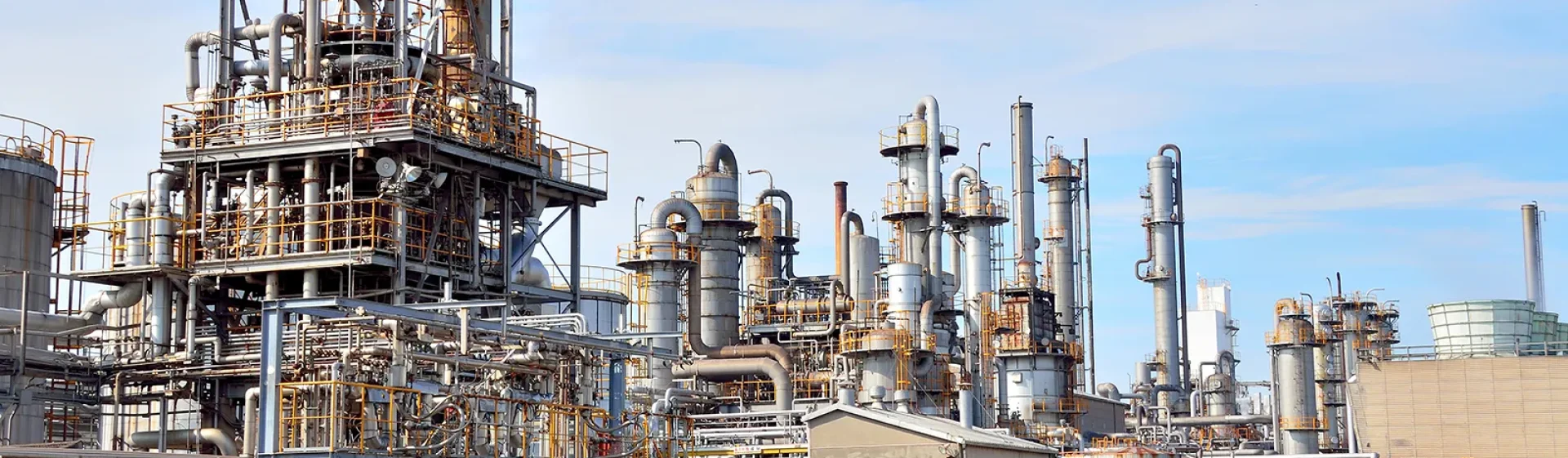 Petroleum-plant-Keihin-Industrial-Zone-Japan